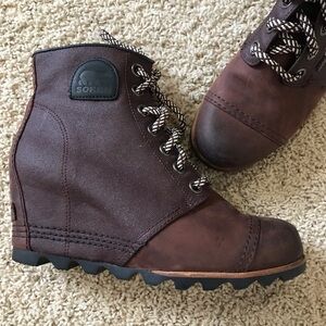 🐬 Sorel PDX Lace Up Wedge Ankle bootie